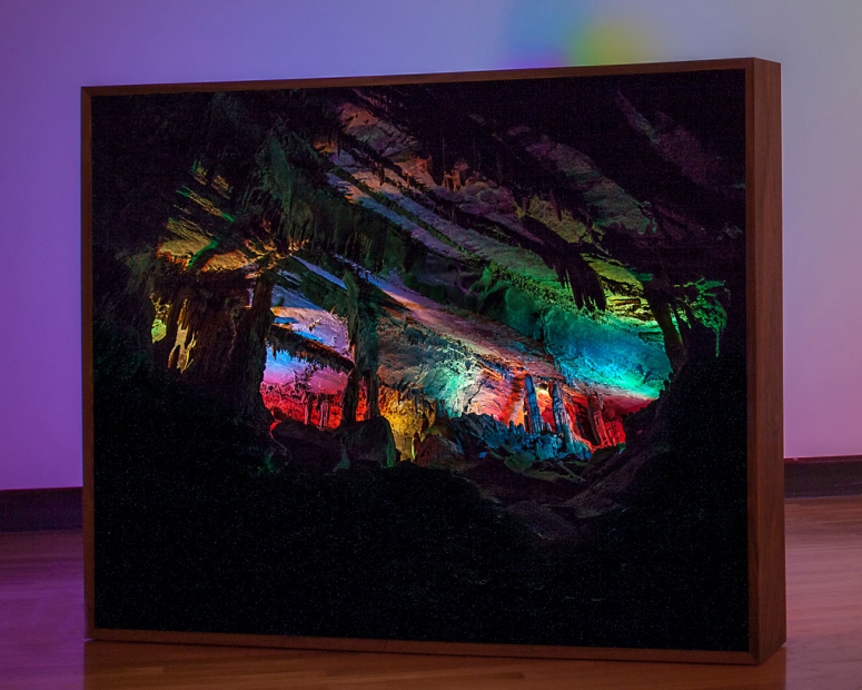 https://zoelf.mirunadragan.com/files/gimgs/th-28_IMG_9069_LightboxCave_W.jpg
